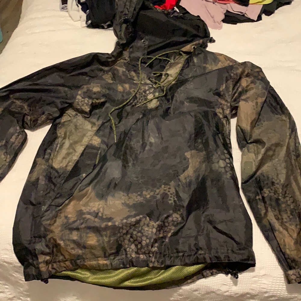Camo rain pull over